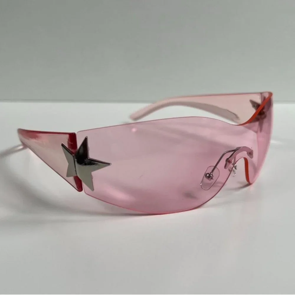 Y2K 2000s vintage style pink frameless star sunglasses